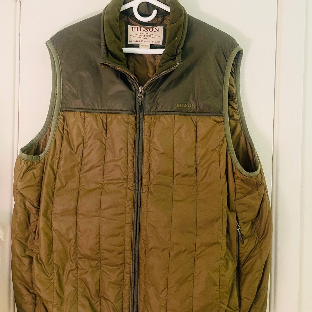 Men’s Filson Vest